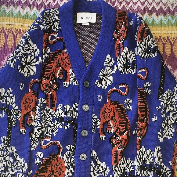 View Harry Styles Gucci Cardigan Price PNG